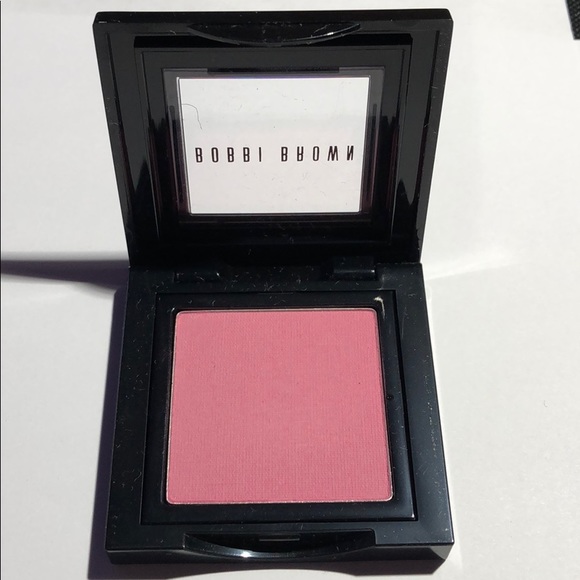 Bobbi Brown Other - BOBBI BROWN BLUSH PRETTY PINK #41.